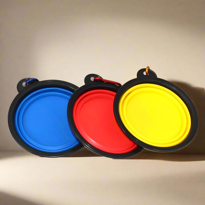 silicon pet bowls folded into flat pieces