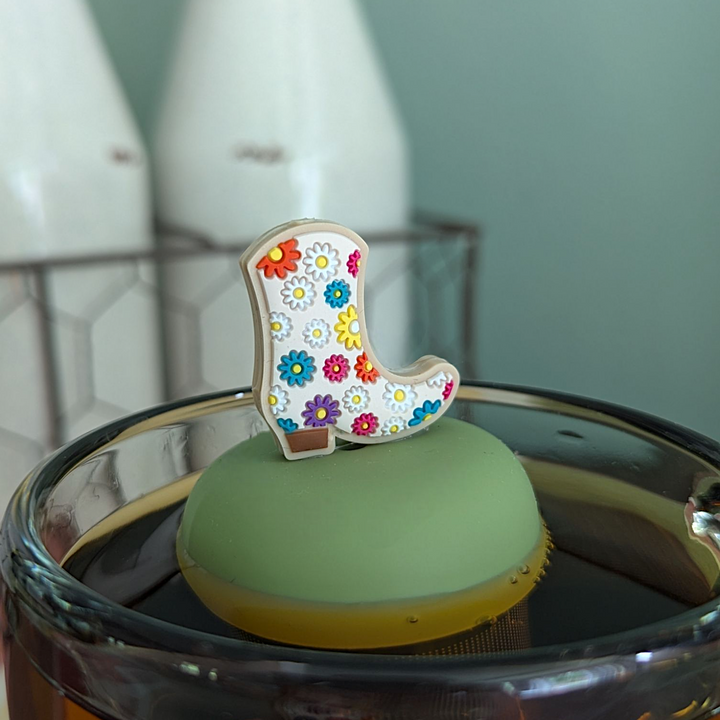 cute cowboy boot tea infuser with flower design for loose leaf tea